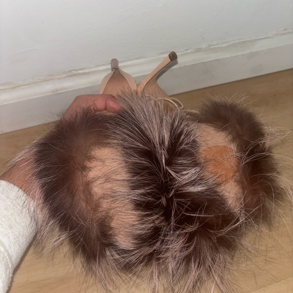 Elegant Pink Fox Fur Stiletto Heels - Picture 5 of 5